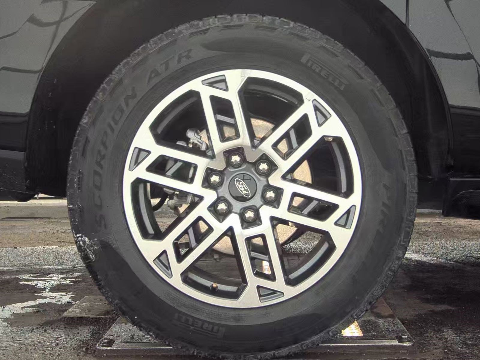 Certified 2025 Ford Expedition Max Active image 11