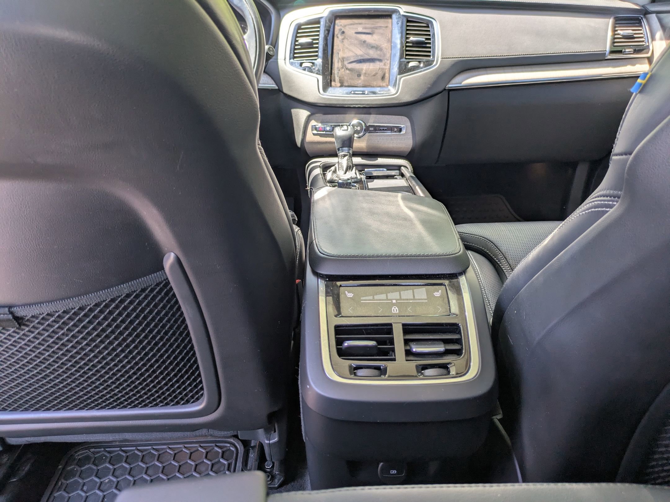 Used 2022 Volvo XC90 T6 Inscription w/ Advanced Package image 29