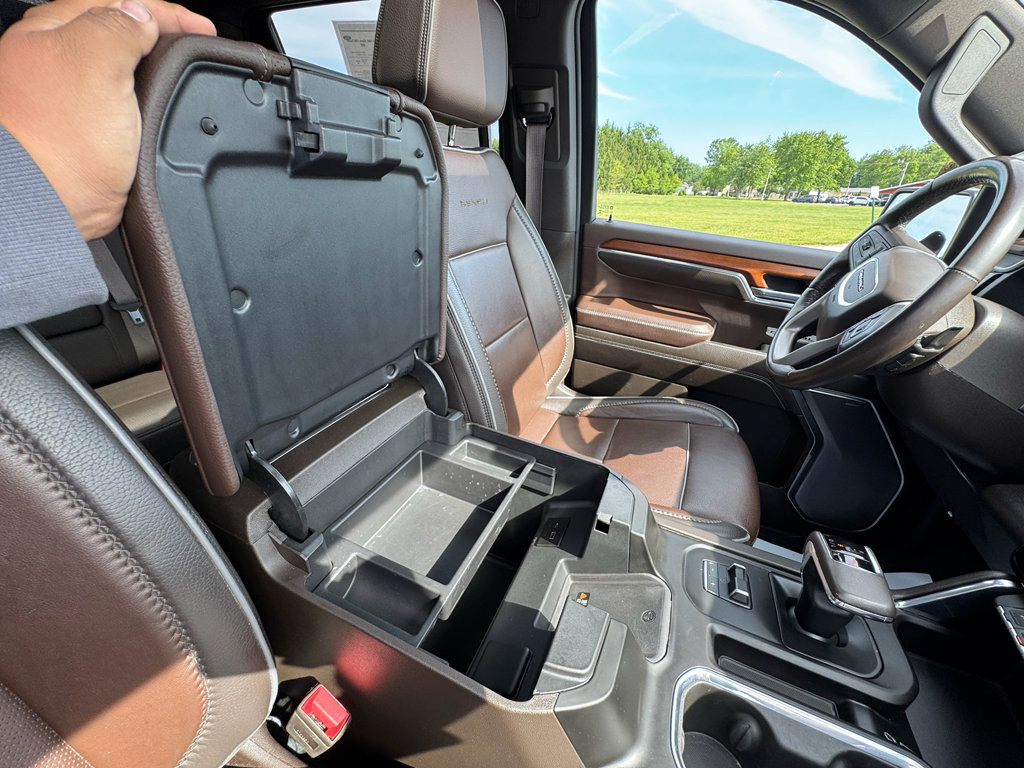 Used 2022 GMC Sierra 1500 Denali w/ Technology Package AWD/4WD image 39