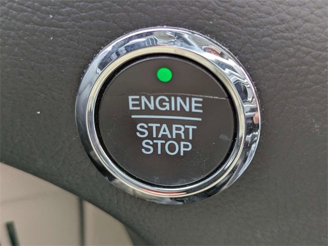 Certified 2017 Ford Edge Titanium w/ Technology Package image 28