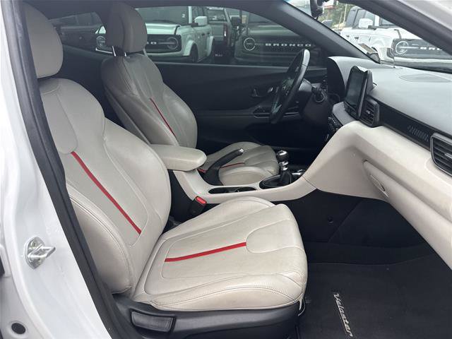 Used 2019 Hyundai Veloster Turbo Ultimate FWD image 18