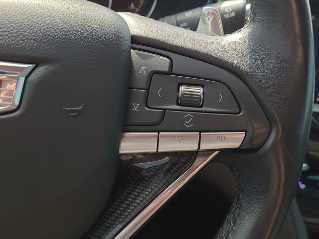Used 2021 Cadillac XT6 Sport w/ LPO, ONYX Package AWD/4WD image 31