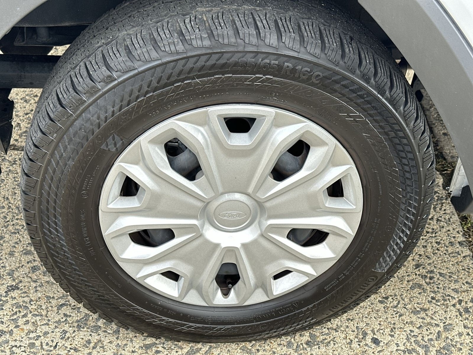 Certified 2025 Ford Transit 350 XLT RWD image 13