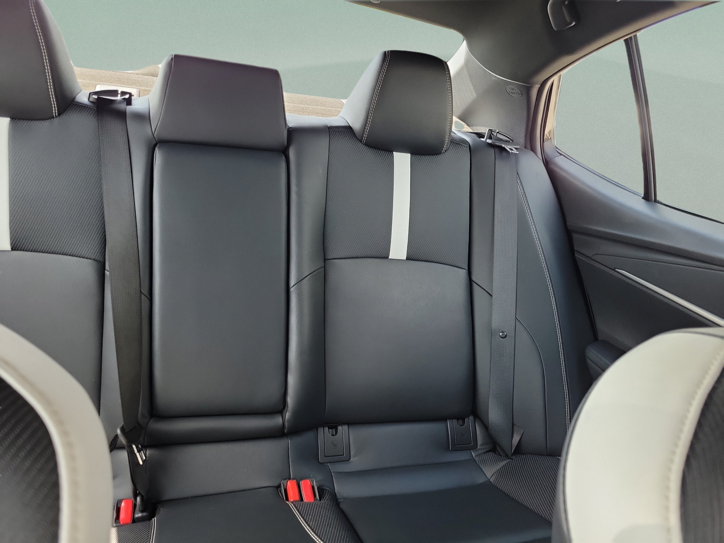 Used 2025 Toyota Camry SE FWD image 10