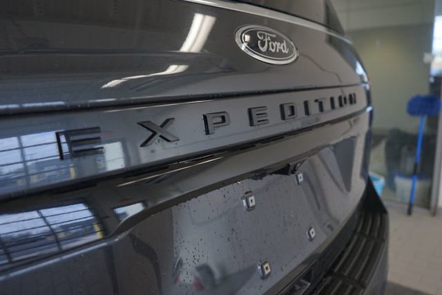 Certified 2022 Ford Expedition Limited AWD/4WD image 15