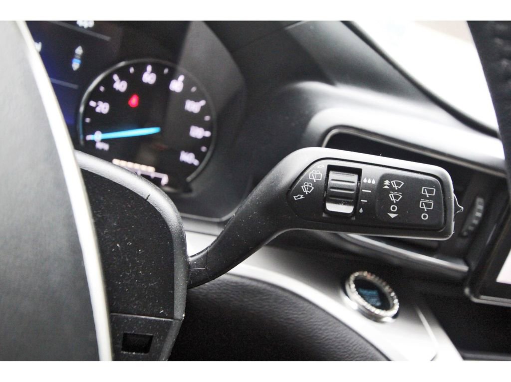 Certified 2022 Ford Explorer XLT w/ Equipment Group 202A image 21