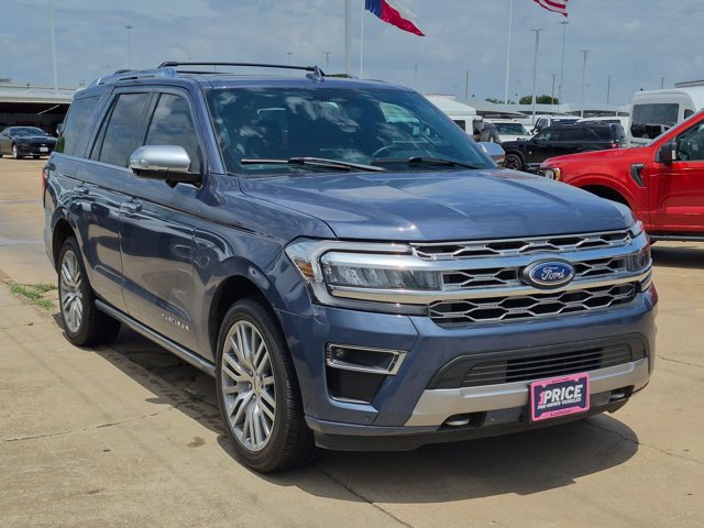 Certified 2023 Ford Expedition Platinum AWD/4WD image 3