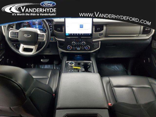 Certified 2024 Ford Expedition Max XLT image 14