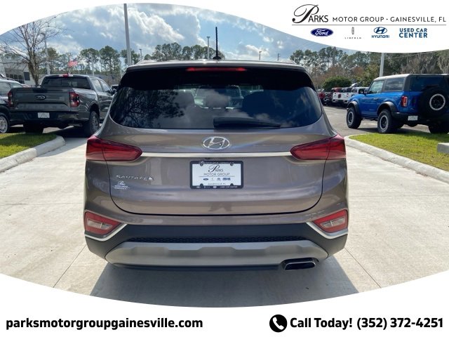 Used 2020 Hyundai Santa Fe SE image 5
