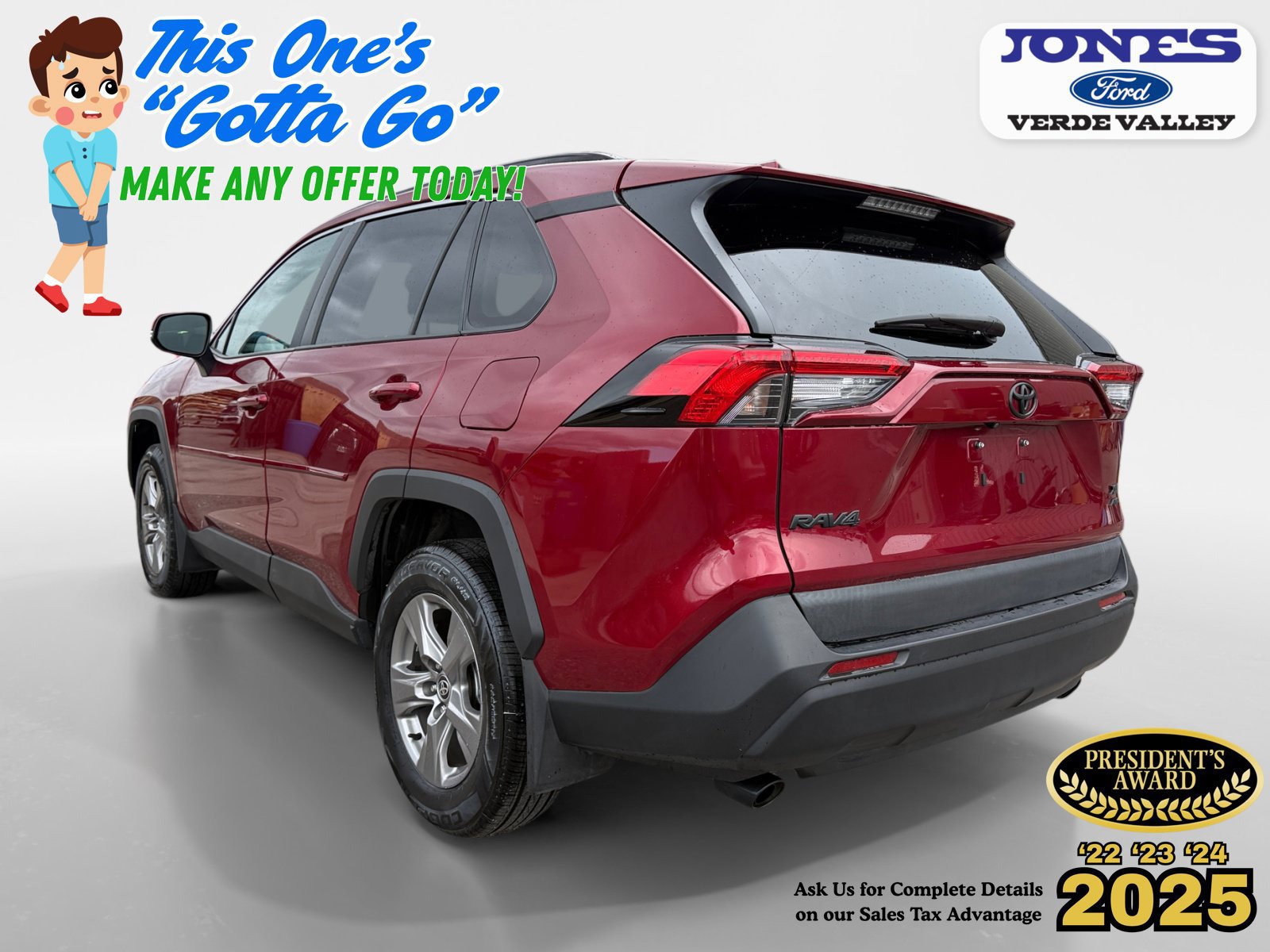 Used 2023 Toyota RAV4 XLE w/ Convenience Package AWD/4WD image 4