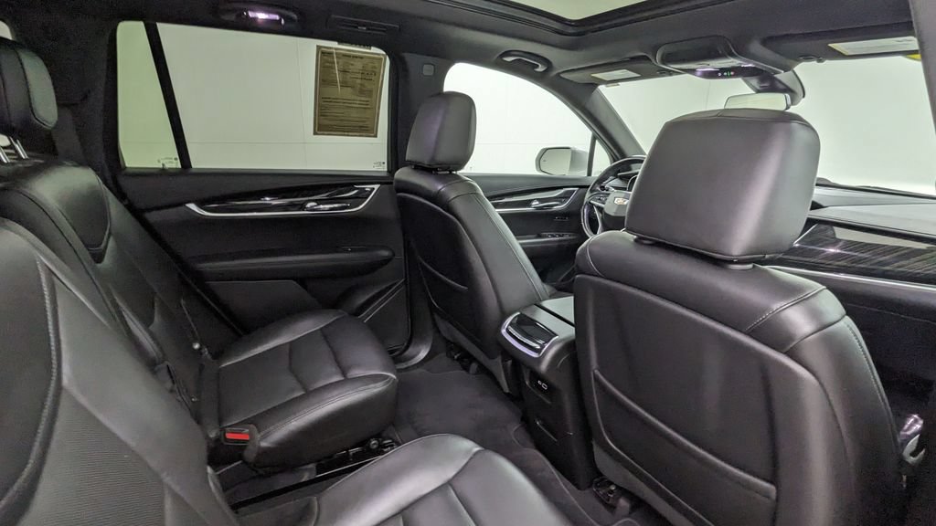 Used 2020 Cadillac XT6 Premium Luxury AWD/4WD image 40