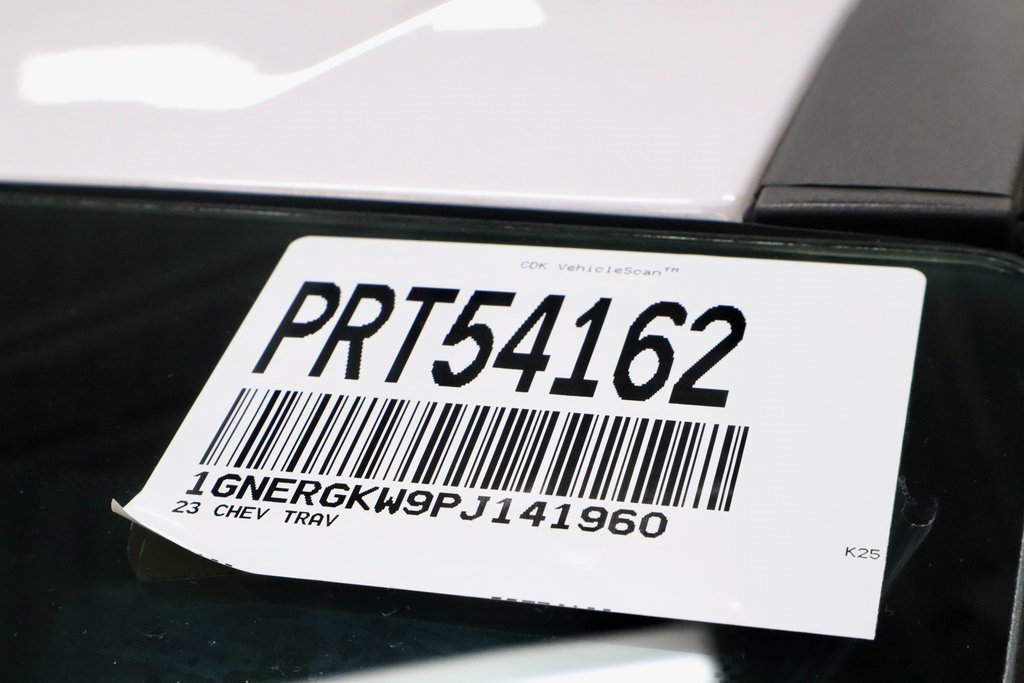 Used 2023 Chevrolet Traverse LT image 35