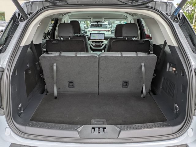 Certified 2026 Ford Explorer Active w/ Active Comfort Package RWD image 13