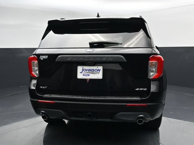 Certified 2023 Ford Explorer XLT w/ Equipment Group 202A AWD/4WD image 7