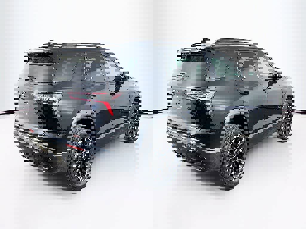 Used 2025 Chevrolet Equinox RS w/ Safety and Technology Package image 5