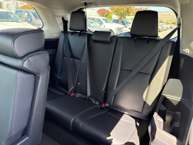 Used 2025 Toyota Grand Highlander AWD Hybrid image 13