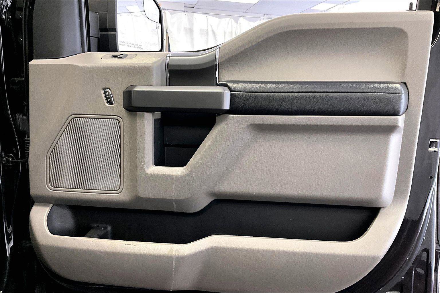 Certified 2019 Ford F150 XLT w/ Equipment Group 302A Luxury image 23