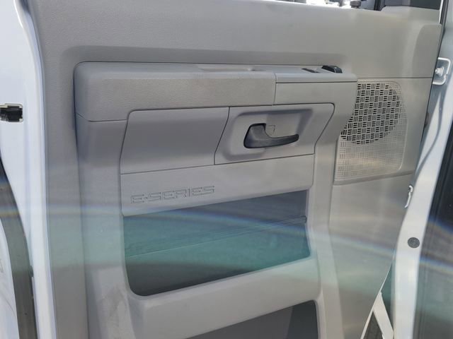 Certified 2024 Ford E-350 and Econoline 350 Super Duty w/ Driver's Safety Package image 12