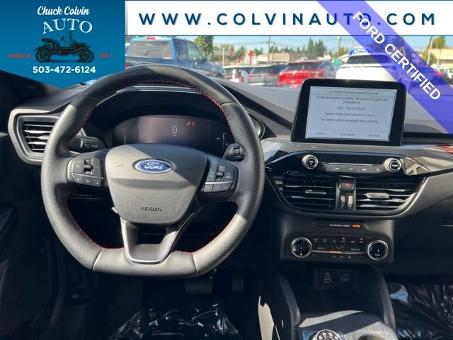 Certified 2025 Ford Escape ST-Line Select AWD/4WD image 18
