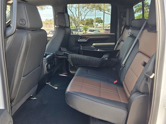 Used 2025 Chevrolet Silverado 3500 High Country w/ Technology Package image 14