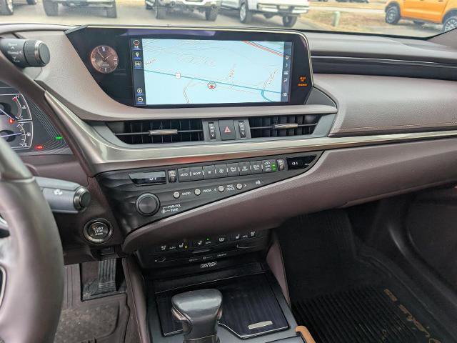 Used 2019 Lexus ES 350 Luxury image 10