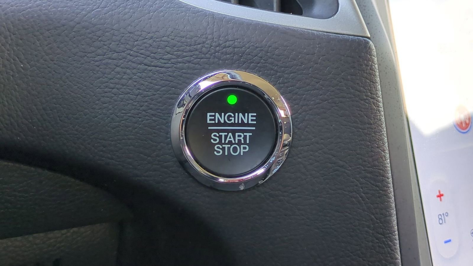 Certified 2022 Ford Edge SEL w/ Convenience Package image 29