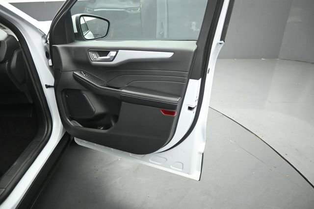 Certified 2025 Ford Escape Platinum AWD/4WD image 49