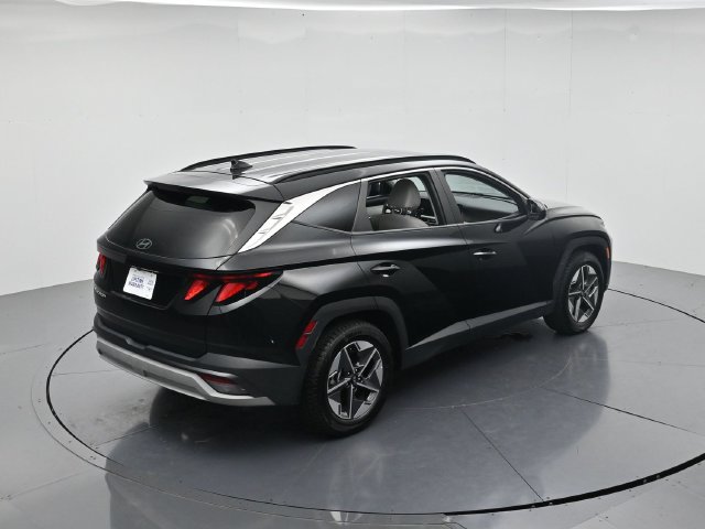 Used 2025 Hyundai Tucson SEL FWD image 36