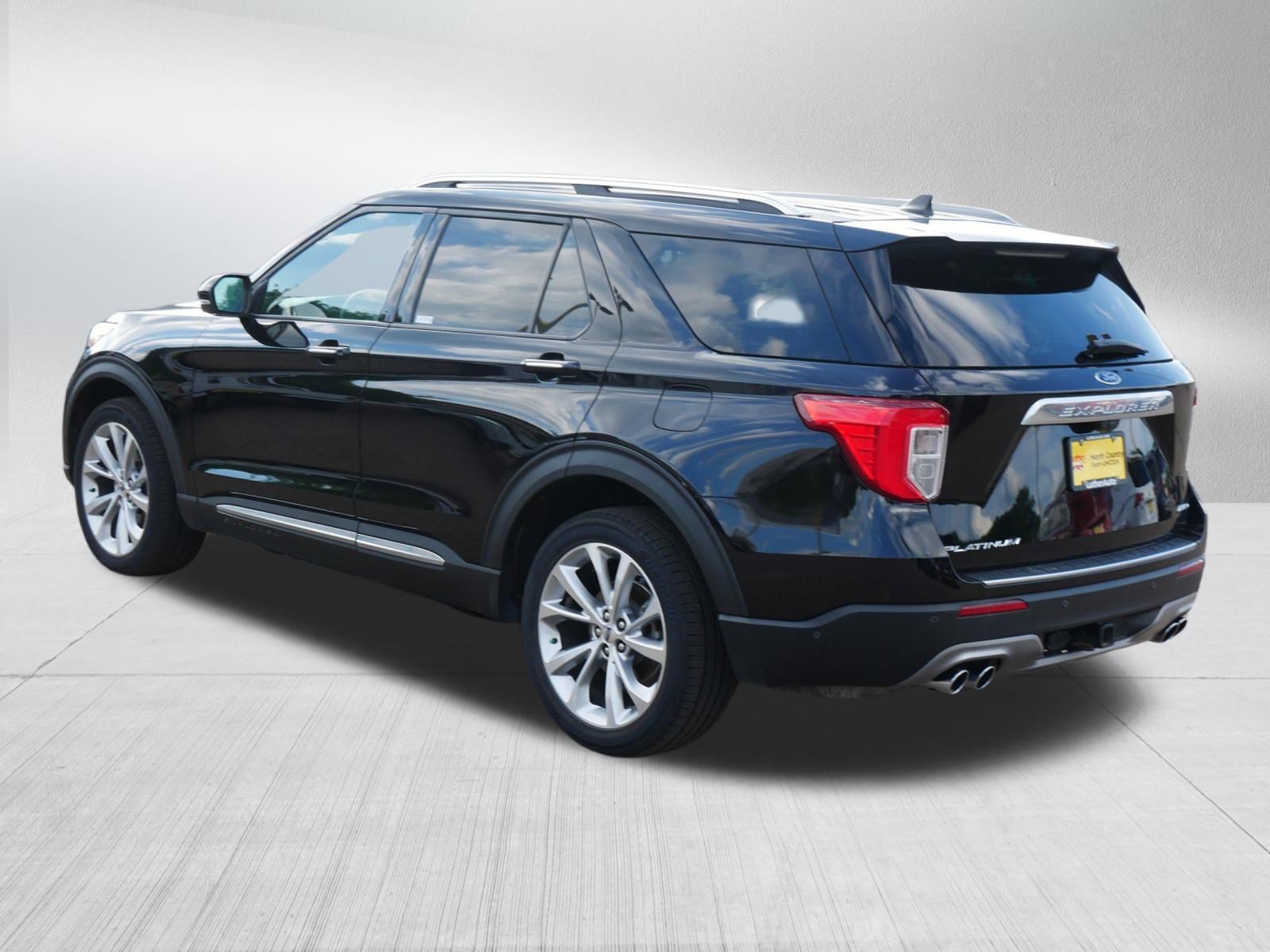 Certified 2021 Ford Explorer Platinum w/ Equipment Group 601A AWD/4WD image 5