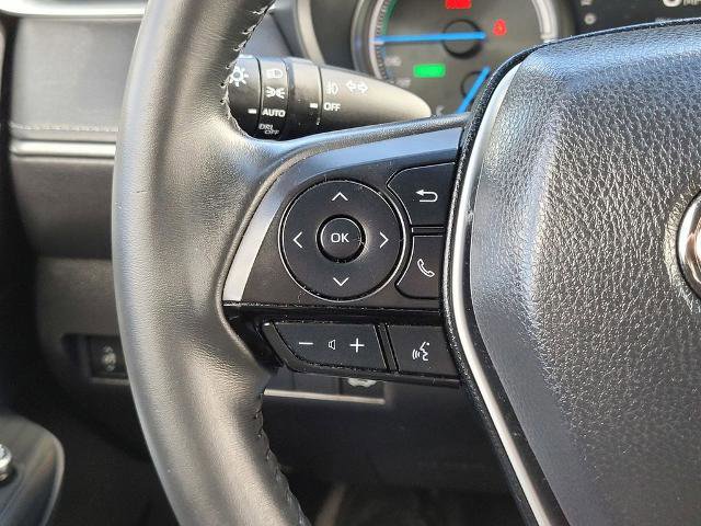 Used 2024 Toyota Venza XLE image 25