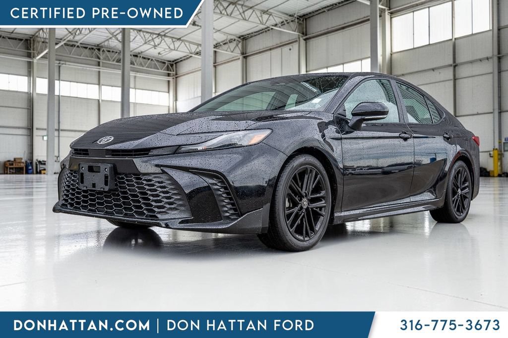Used 2025 Toyota Camry SE