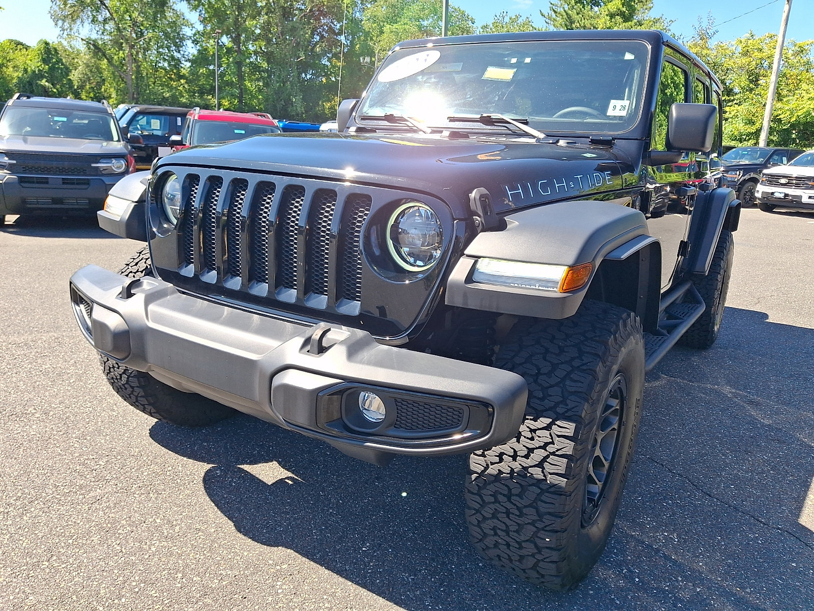 Used 2023 Jeep Wrangler Unlimited Sport AWD/4WD image 4