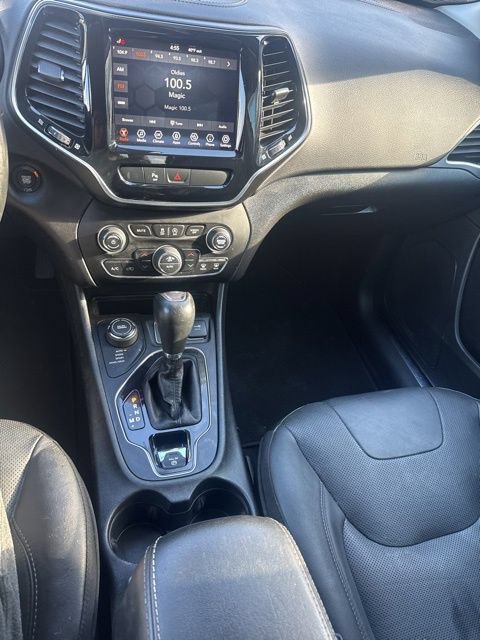 Used 2019 Jeep Cherokee Limited AWD/4WD image 31