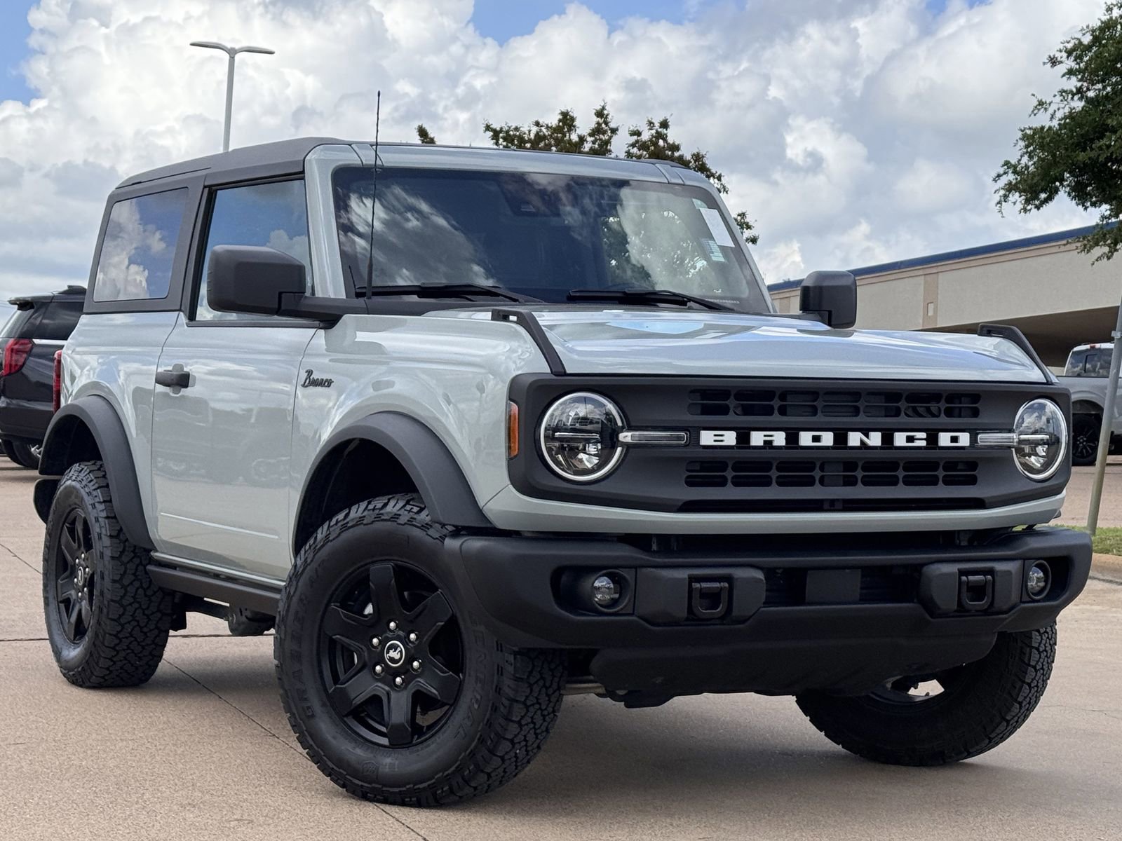 Certified 2024 Ford Bronco Black Diamond AWD/4WD image 8