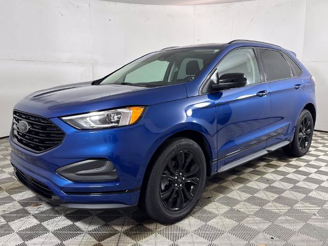 Certified 2024 Ford Edge SE w/ Black Appearance Package AWD/4WD image 9