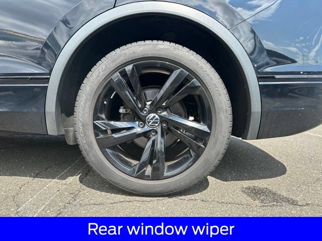 Used 2023 Volkswagen Tiguan SE R-Line AWD/4WD image 37
