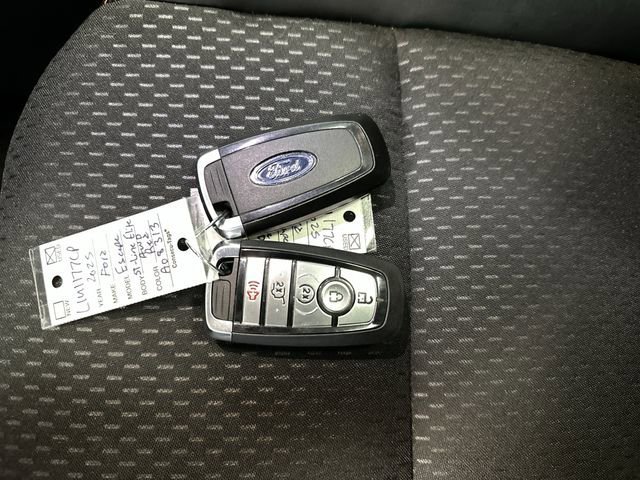 Certified 2025 Ford Escape ST-Line Elite image 31