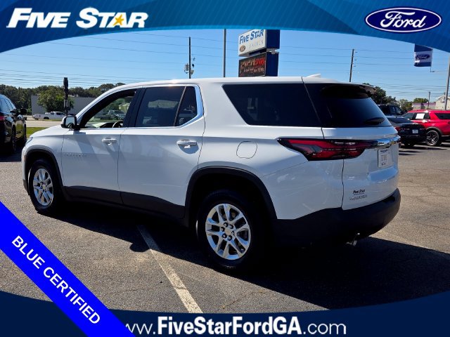 Used 2023 Chevrolet Traverse LS w/ Safety Package FWD image 5