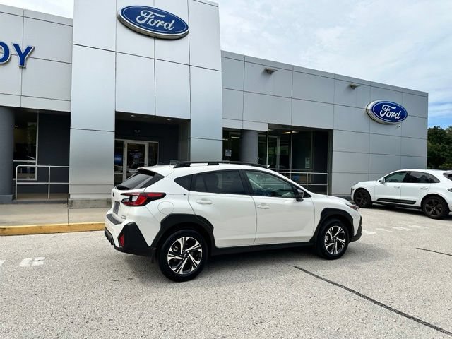 Used 2024 Subaru Crosstrek 2.0i Premium AWD/4WD image 19