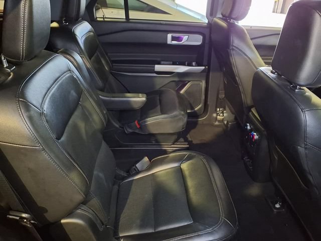 Certified 2023 Ford Explorer Limited RWD image 27