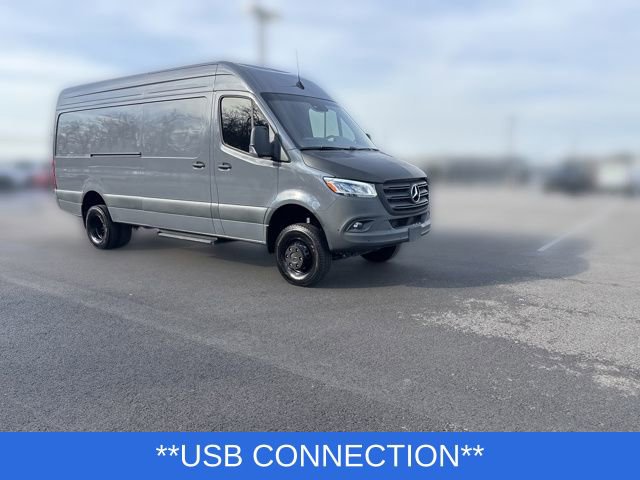 Used 2024 Mercedes-Benz Sprinter 3500 image 8