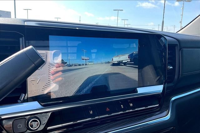 Used 2024 Chevrolet Silverado 2500 LT w/ Convenience Package image 20