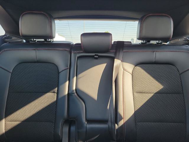 Certified 2025 Ford Escape ST-Line FWD image 31