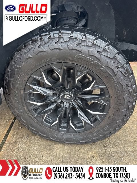 Used 2023 GMC Sierra 1500 AT4X AWD/4WD image 4