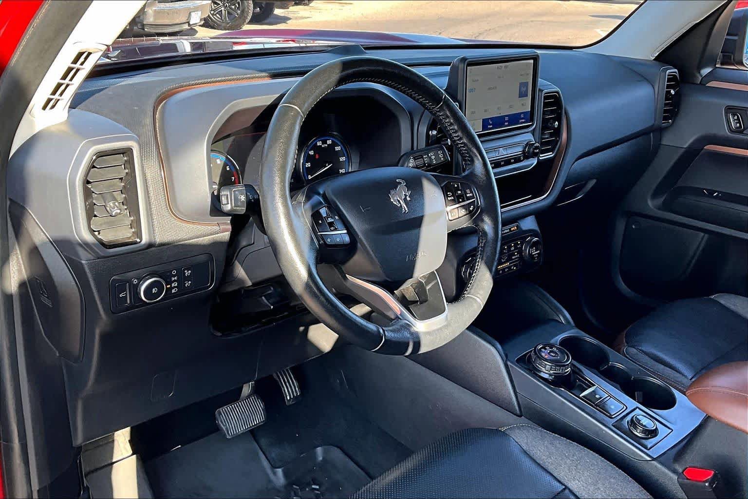 Certified 2021 Ford Bronco Sport Outer Banks AWD/4WD image 16