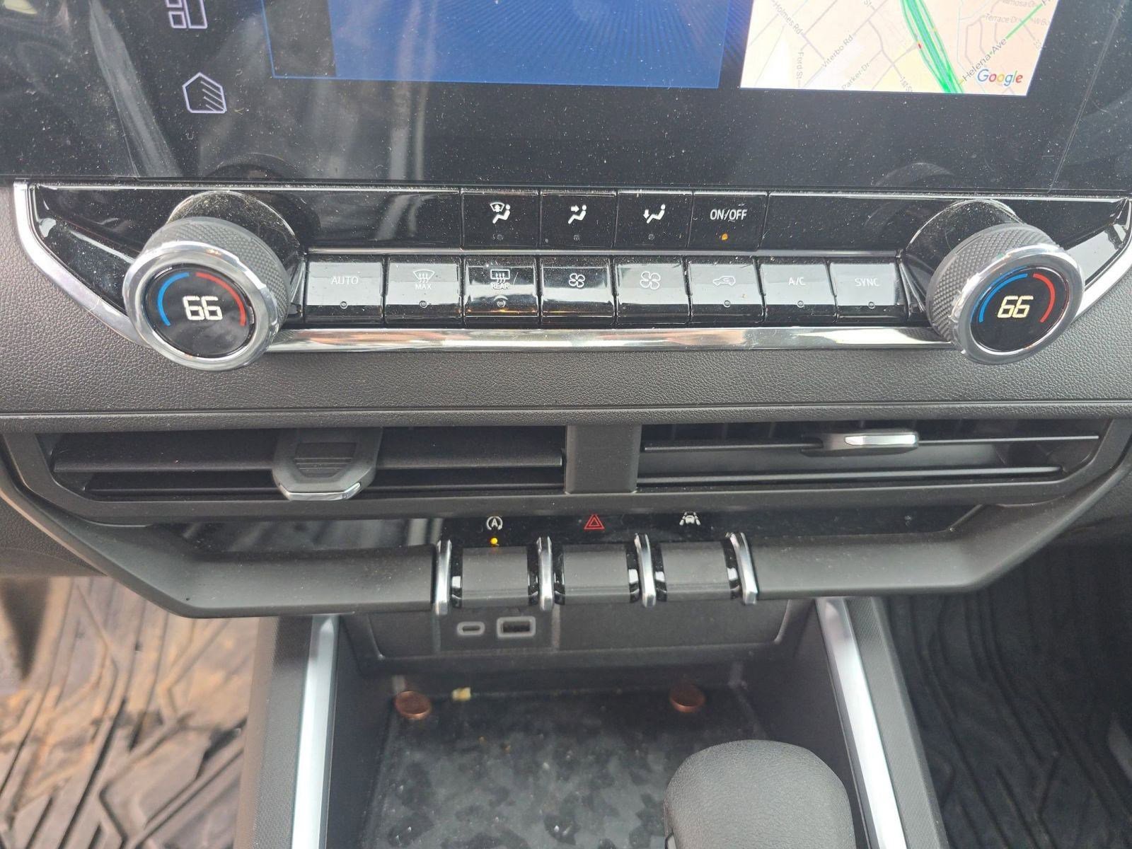 Used 2025 Chevrolet Colorado Trail Boss image 17