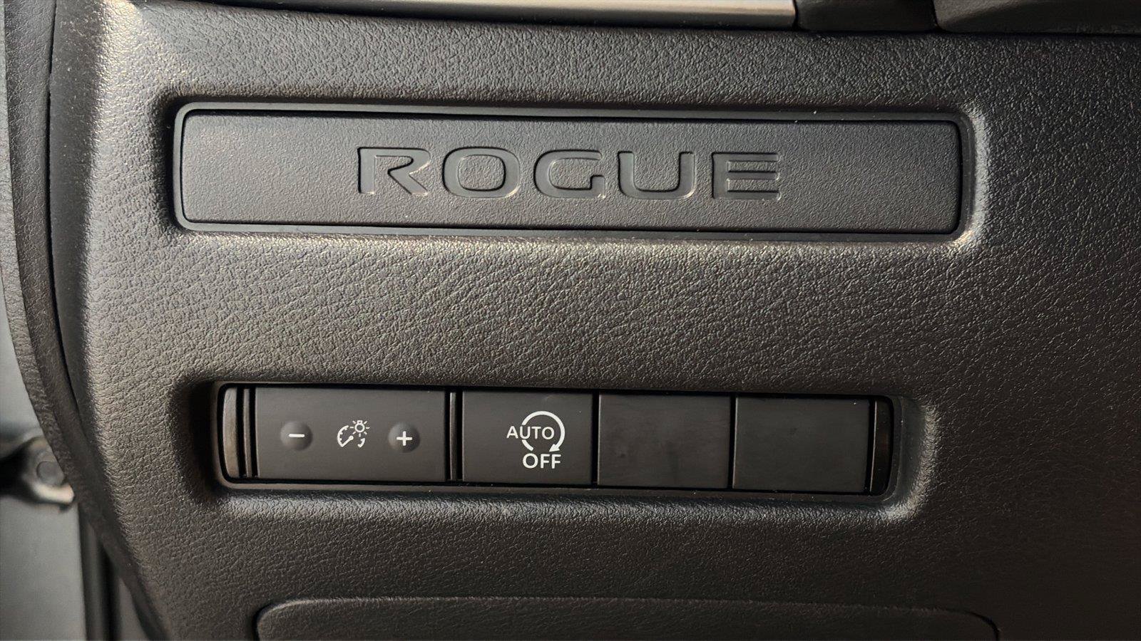 Used 2024 Nissan Rogue S AWD/4WD image 24
