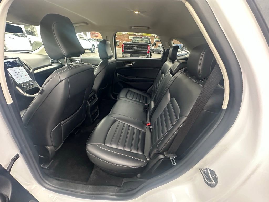 Certified 2024 Ford Edge SEL AWD/4WD image 10