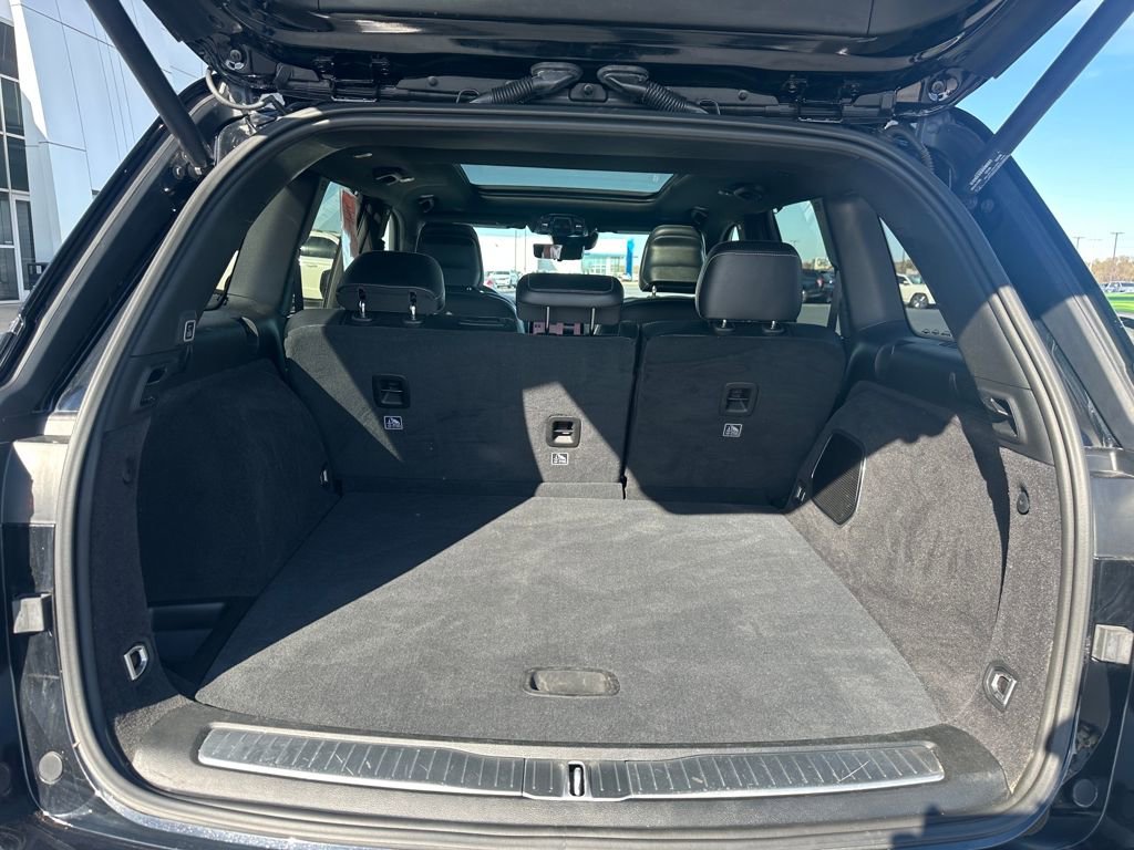 Used 2023 Jeep Grand Cherokee Overland w/ Luxury Tech Group IV image 20