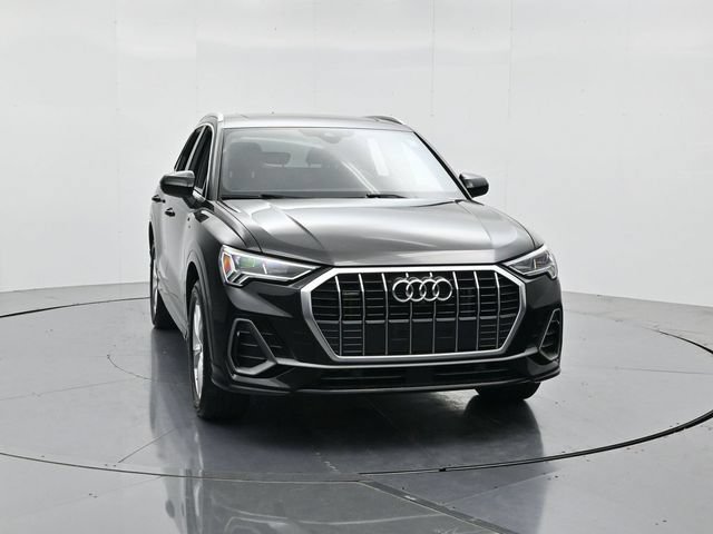 Used 2023 Audi Q3 2.0T Premium Plus AWD/4WD image 4
